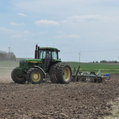 Spring is Here & Tractors are Out: Planting 2014