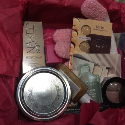 #CCBeautySwap: A Holiday Goodie Box